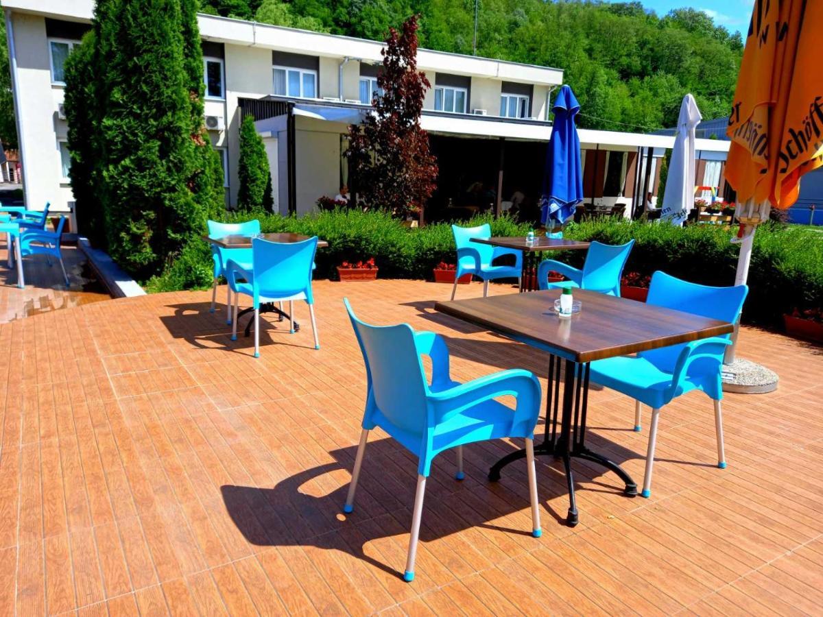 Hotel Drinska Lasta Ljubovija Bagian luar foto